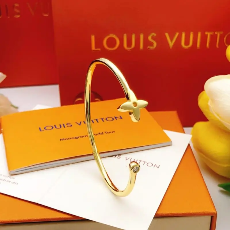 louis vuitton lv bracelets s_121aa23